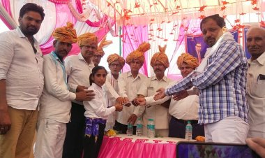 पचलगी में बाबा साहेब की जयंती पर निकाली शोभायात्रा : प्रतिभाओं का हुआ सम्मान