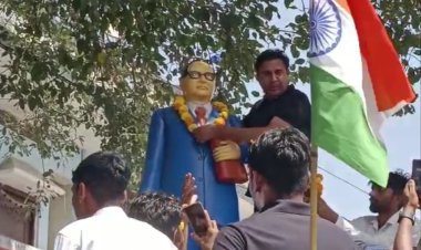 बहरोड़ विधायक बलजीत यादव ने 14 सूत्री मांगों को लेकर युवाओं के साथ काले कपड़े पहनकर बानसूर कस्बे में लगाई दौड़