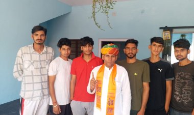 जयपुर में 26 अप्रैल को होने वाले देवसेना के प्रदेश सम्मेलन में आने के लिए गांवों में जनसंपर्क कर दिया न्योता