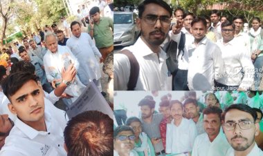 आईसीटी योजना अंतर्गत प्रदेश के सरकारी विद्यालयो में कार्यरत कंप्यूटर अनुदेशकों ने मुख्यमंत्री को सौंपा ज्ञापन: मुख्यमंत्री ने दिया आश्वासन