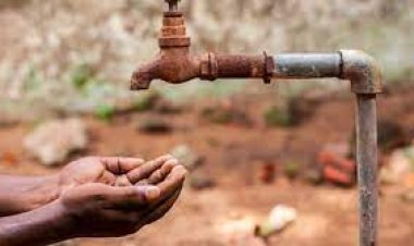 नगर पालिका प्रशासन कर रहा सौतेला व्यवहार: मीठे पानी के लिए तरस रहे वार्ड नंबर 12 के वासिंदे