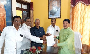 झुंझुनूं से कोटपूतली राष्ट्रीय राजमार्ग के लिए झुंझुनूं के सांसद को पुनः ज्ञापन सोपा