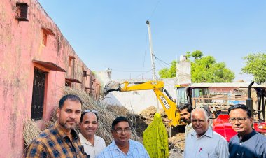 उपखंड अधिकारी संजय गोयल ने कमालपुर विद्यालय से हटवाया अतिक्रमण