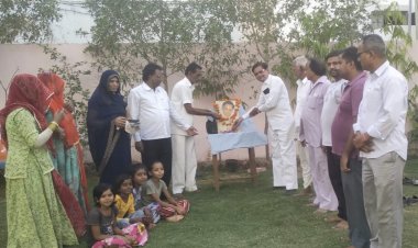 संचार क्रांति और ग्राम स्वराज के जनक थे राजीव गांधी