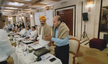 उत्तर मध्य रेलवे की बैठक में मंडावर रेलवे स्टेशन की रखी अनेक समस्याएं समाधान की मांग