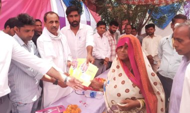 जहानपुर में प्रशासन गांव के संग शिविर में पहुंचे कैबिनेट मंत्री भजनलाल जाटव