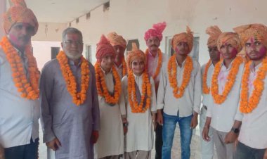 कला वर्ग 12वीं के होनहार विद्यार्थियों का स्वागत किया गया