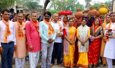 श्री राम कथा का हुआ शुभारंभ-कलश शोभायात्रा में उमड़ा जनसैलाब