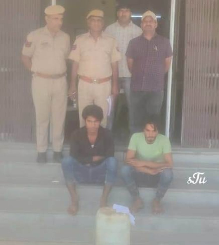 कठूमर थाना पुलिस ने गोवंश भरकर ले जा रहे पिकअप के साथ दो गौ तस्करों को किया गिरफ्तार