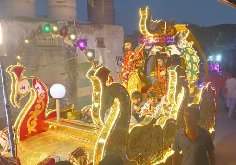 भगवान श्री परशुराम के जन्मोत्सव पर विभिन्न कार्यक्रम कर निकाली भव्य शोभायात्रा