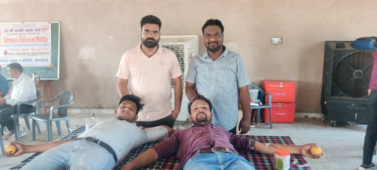 महावीर प्रसाद शर्मा की पुण्यतिथि पर किया रक्तदान