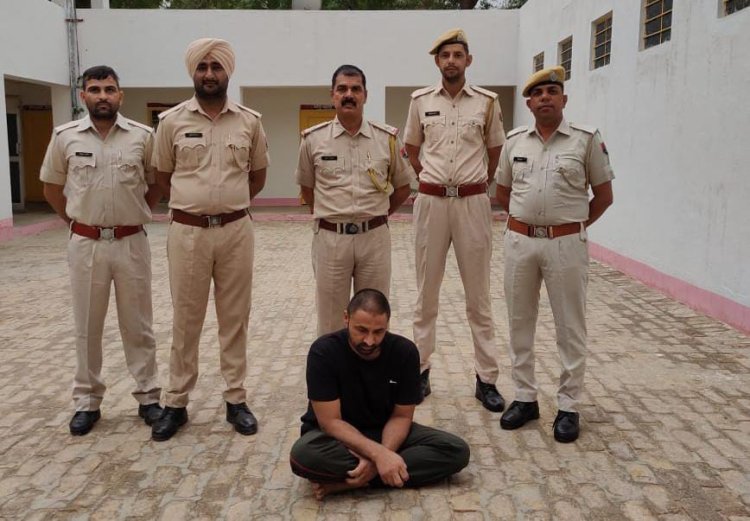 गजसिंहपुर में दिनदहाड़े हुई चोरी के मामले मे पुलिस को मिली सफलता: एक गिरफ्तार एक पुलिस की गिरफ्त के बाहर