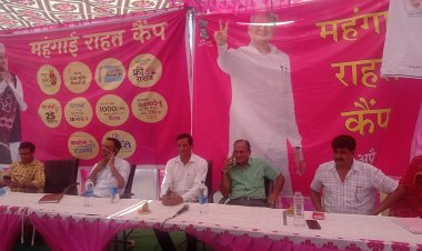 संयुक्त निदेशक कृषि (विस्तार) ने महंगाई कैंप में दी किसानों को प्रमाणित बीज बोने की सलाह