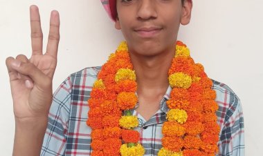 सेकेंडरी बोर्ड परीक्षा में यश उपाध्याय ने 96 . 50 प्रतिशत अंक प्राप्त कर बढ़ाया परिवार  का नाम