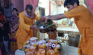 108 कलशो से हुआ भगवान जगन्नाथ का जलाभिषेक  भक्तो ने कमाया धर्मालाभ