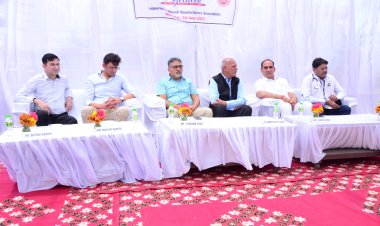 अग्रवाल मेटल वर्क्स प्राइवेट लिमिटेड ने दिए  जिला अस्पताल भिवाड़ी में एक्स रे मशीन, इ एन टी माइक्रोस्कोप, सी बी सी ब्लड टेस्टिंग मशीन आदि मेडिकल उकरण