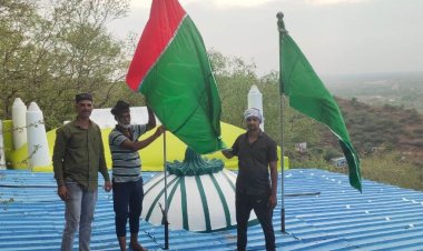 अलम की रस्म अदायगी के साथ गाजी सरकार के उर्स का आगाज़