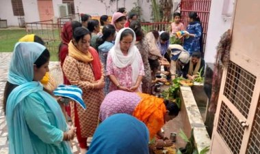 सिंधी समाज की मातृशक्ति जेठ माह के चण्ड की विशेष पूजा कर प्रकृति को रिझाया