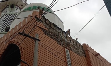 जहाजपुर जामा मस्जिद के बाहर लगी टाइल्स गिरी, मदरसे के दो  बच्चे गंभीर घायल