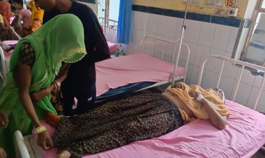 गाड़ी ने मारी टक्कर से पार्षद एवं एक महिला सहित पांच घायल