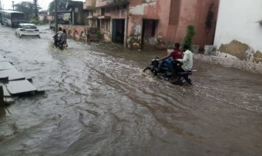 नगरपालिका की ढिलाई से बारिश बनी आफत