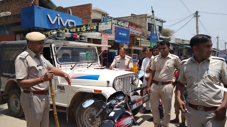 नारायणपुर थाना पुलिस की बड़ी कार्यवाही,यातायात नियमों का उल्लंघन करने पर 35 दुपहिया वाहनों के काटे चालान