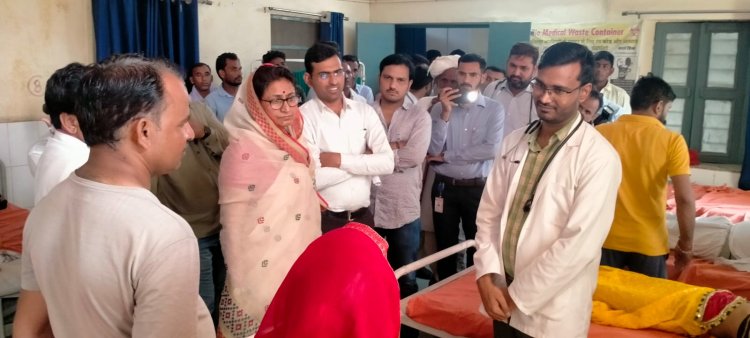 उद्योग एवं देवस्थान मंत्री शकुंतला रावत ने नारायणपुर चिकित्सालय का किया औचक निरीक्षण