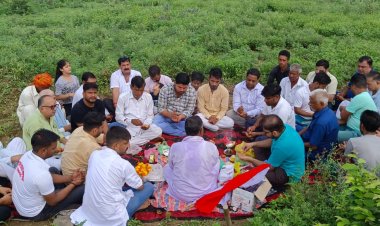 श्याम बाबा के मंदिर निर्माण के लिए बोरिंग का विधि विधान व मंत्रोचार द्वारा किया गया शुभारंभ