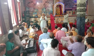 सकट के रामेश्वर धाम वीर हनुमान मंदिर में हुआ भजन संध्या का आयोजन