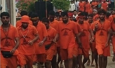 शिव रात्रि के अवसर पर शिव मंदिरों में हर हर महादेव के जयघोषों से वातावरण हुआ गुंजायमान