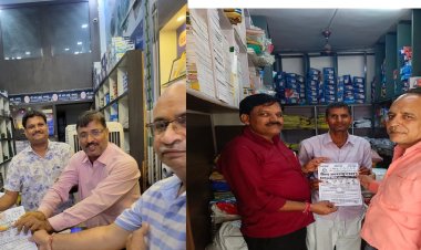 अग्र विराट महाकुंभ 2023 में चलने के लिए घर घर जाकर बांटे पीले चावल