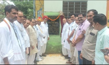 कृषि उपज मंडी में नवनिर्मित सीसी सड़क का लोकार्पण विधायक दीपचंद खैरिया ने किया