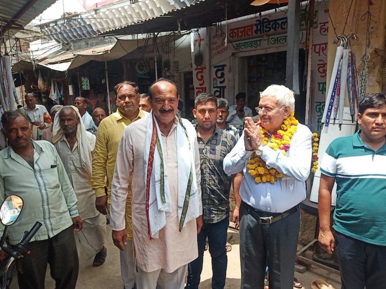 भाजपा से रामगढ विधानसभा चुनाव की दावेदारी कर रहे सीबीआई के पूर्व डाइरेक्टर एम एल शर्मा ने क्षेत्र में किया जनसम्पर्क