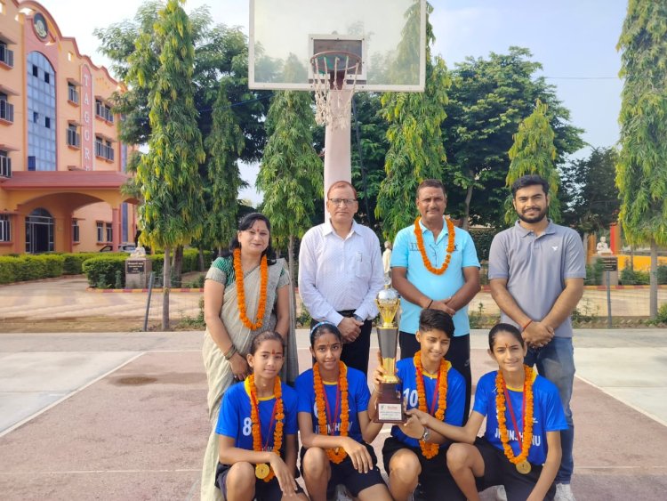 उदयपुर में आयोजित 48वी राज्य स्तरीय सब जूनियर बास्केटबॉल प्रतियोगिता में चैंपियन बेटियों का हुआ सम्मान