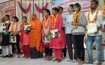 बच्चों के जीवन की पहली पाठशाला मां होती है - ललिता मीना