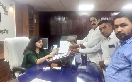 भाजपा कार्यकर्ताओं ने भाजपा के राष्ट्रीय परिषद सदस्य महेंद्र यादव के नेतृत्व में अतिरिक्त पुलिस अधीक्षक एवं  जिला कलेक्टर को सौंपा ज्ञापन