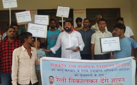 राजकीय विधालय टिगरिया को चालू करवाने को लेकर ग्रामीणों ने मुख्यमंत्री के नाम उपखंड अधिकारी मंडावर  को सौंपा ज्ञापन