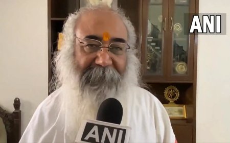 Acharya Pramod Krishnam की मांग, Priyanka Gandhi को घोषित किया जाना चाहिए पीएम उम्मीदवार