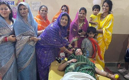 टांक समाज की महिलाओं का नवाचार, लगाया रक्तदान शिविर किया 52 यूनिट रक्त संग्रह