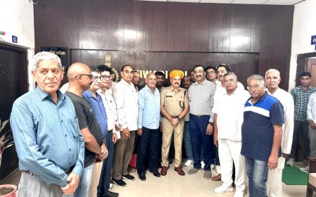 भिवाड़ी मैन्युफैक्चरर्स एसोसिएशन के अध्यक्ष के नेतृत्व में बीएमए सदस्यों द्द्वारा पुलिस अधीक्षक  भिवाड़ी का किया स्वागत