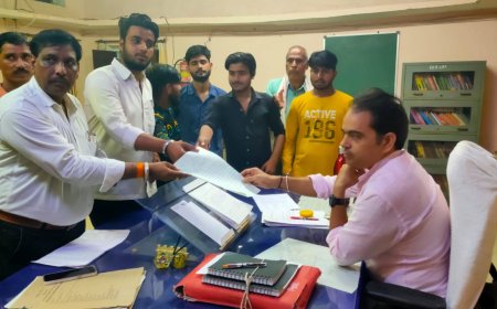 अघोषित विद्युत कटौती को लेकर उपखंड अधिकारी को सौंपा ज्ञापन