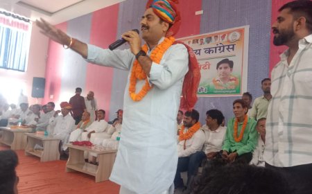 कांग्रेस प्रभारी व  कांग्रेस जिला अध्यक्ष के सामने कांग्रेस प्रत्याशियों ने दिखाया शक्ति प्रदर्शन