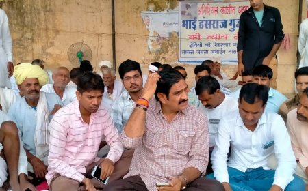 हंसराज गुर्जर को न्याय दिलाने के लिए धरने पर पहुंचे महेन्द्र यादव