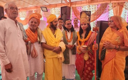 शिव महापुराण कथा में तारकाशुर के दो पुत्र तारकाक्ष व कमलाक्ष की शिवाजी द्वारा वध की कथा सुनाई