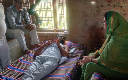 पीड़ित हंसराज गुर्जर के घर मिलने पहुंची केबिनेट मंत्री:अपराधी जल्दी ही होंगे पुलिस की गिरफ्त में  - शकुंतला रावत