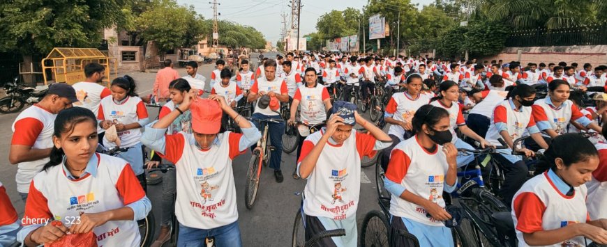 साइकिल रैली में 600 से अधिक प्रतिभागियों ने लिया भाग: इलाही बक्श खिलजी ने प्रतिभागियों पर पुष्प वर्षा कर किया उत्साहवर्धन