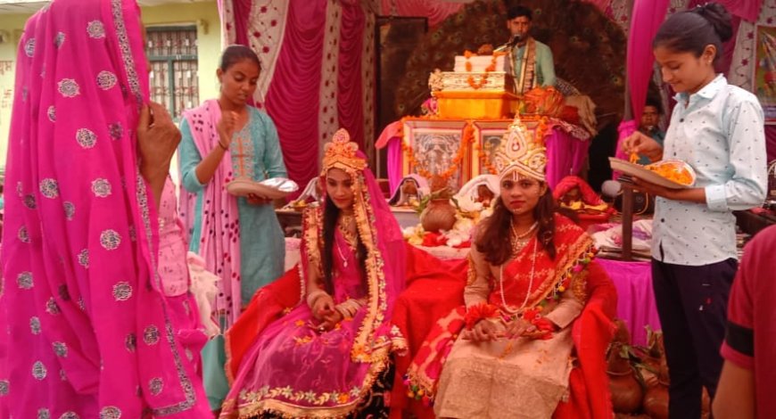 खेड़ली गांव में भागवत कथा में कृष्ण रुक्मणी विवाह पर महिलाओं ने गाए मंगल गीत