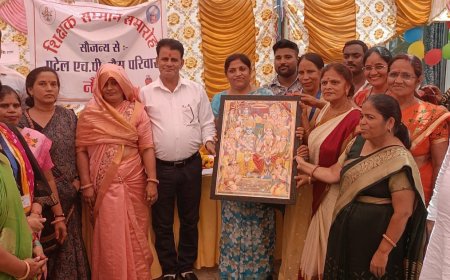 नौगांवा शिक्षक दिवस पर शिक्षकों का किया सम्मान