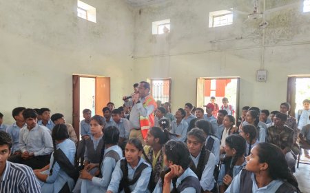 यातायात नियमों, सुरक्षा उपायों पर जागरूकता अभियान आयोजित