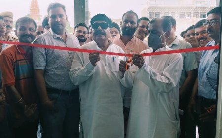 मेवात विकास बोर्ड के अध्यक्ष जुबेर खान ने फीता काटकर किया रामगढ़ कस्बे में 140 लाख की लागत से बने कॉमन सेंटर का  उद्घाटन